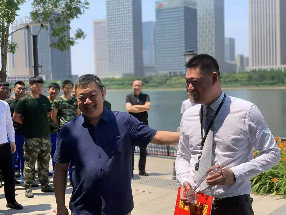 极速28网
